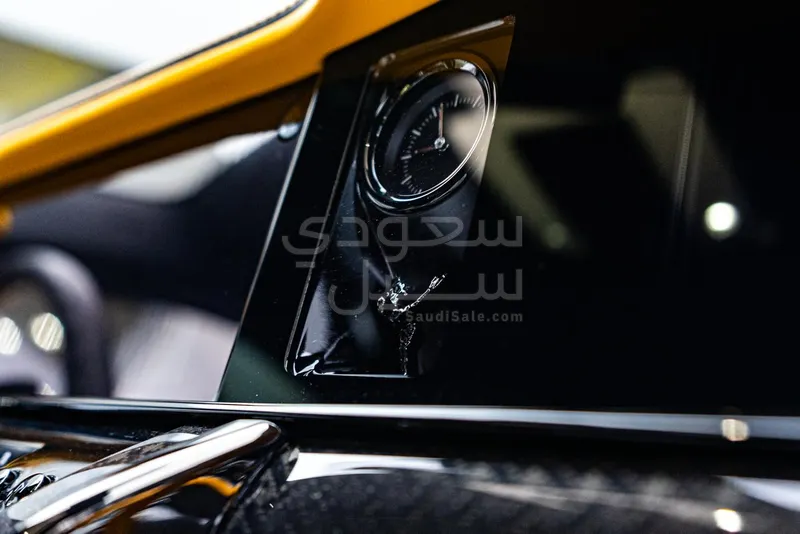 2025 رولز رويس كولينان بلاك بادج
