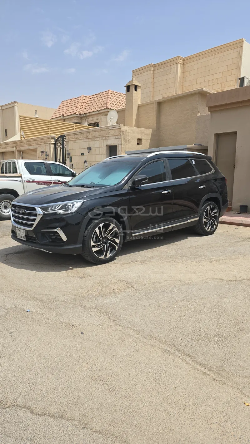 2022 شيري جيتور اكس 90