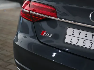 2015 اودي اس 8