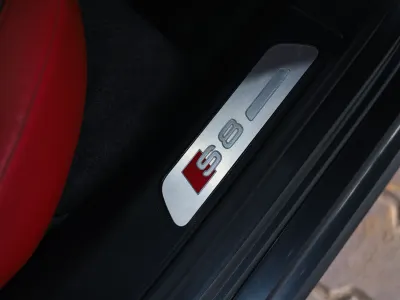 2015 اودي اس 8