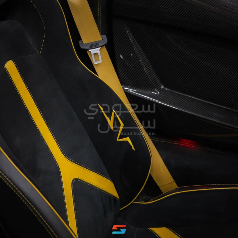 2017 لمبرجيني افنتادور اس في