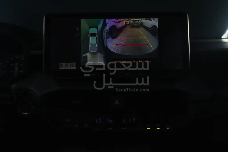 2027 تويوتا هاي لوكس اوف رود