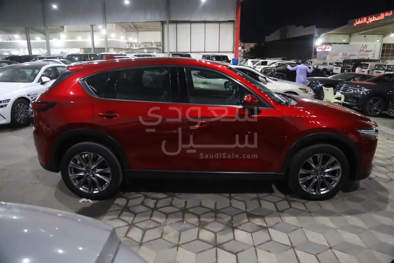 2021 مازدا سي اكس 5