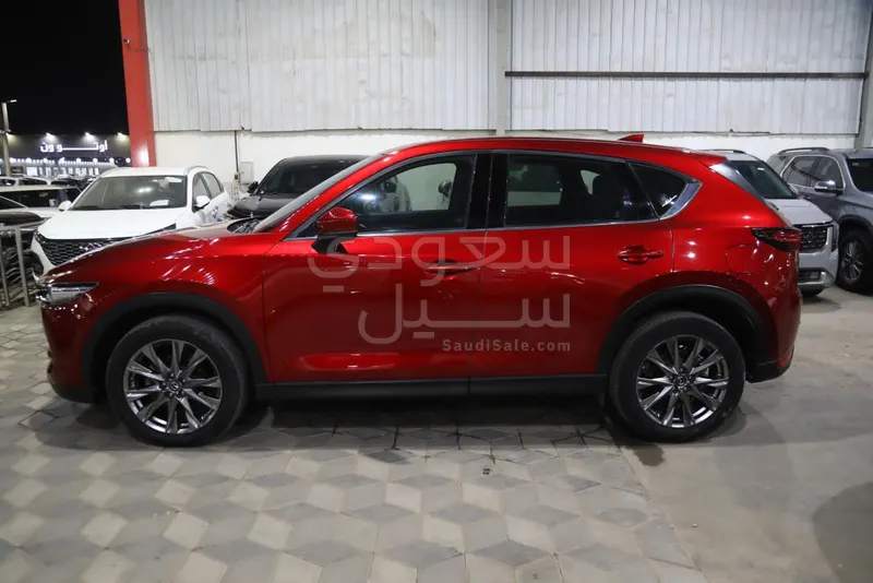 2021 مازدا سي اكس 5