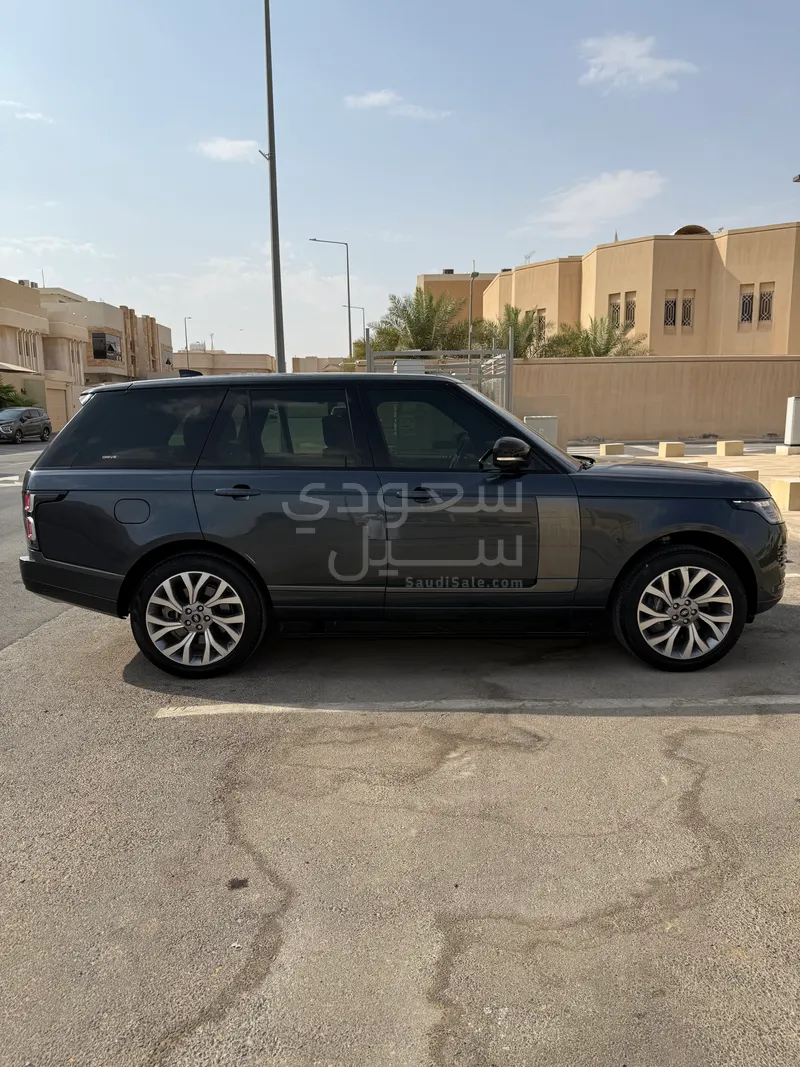 2019 لاند روفر رينج روفر فوج اس اي سوبر تشارج
