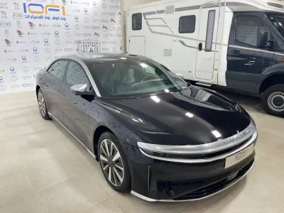 2024 لوسيد اير بيور