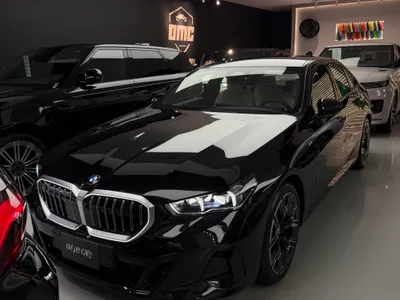 2025 بي ام دبليو الفئة الخامسة 520 أي إم كت