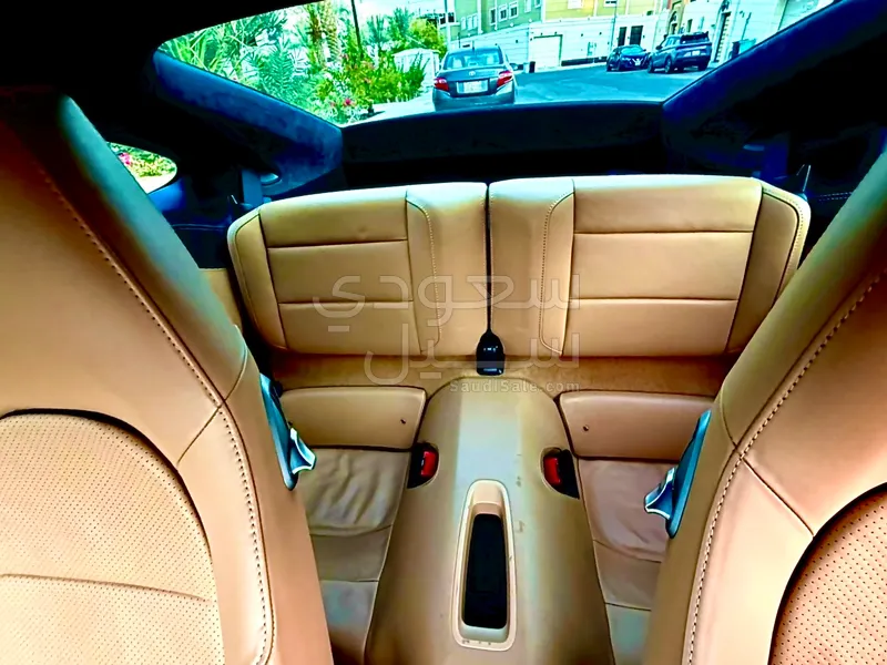 2014 بورش 911 كاريرا 4 اس