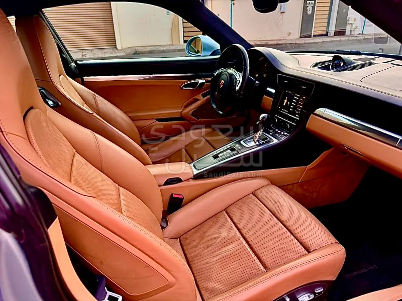 2014 بورش 911 كاريرا 4 اس