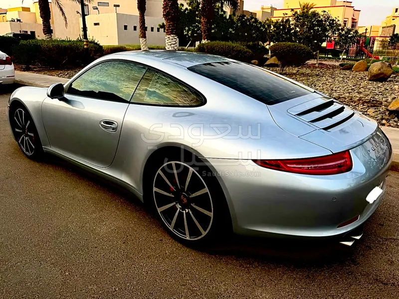 2014 بورش 911 كاريرا 4 اس