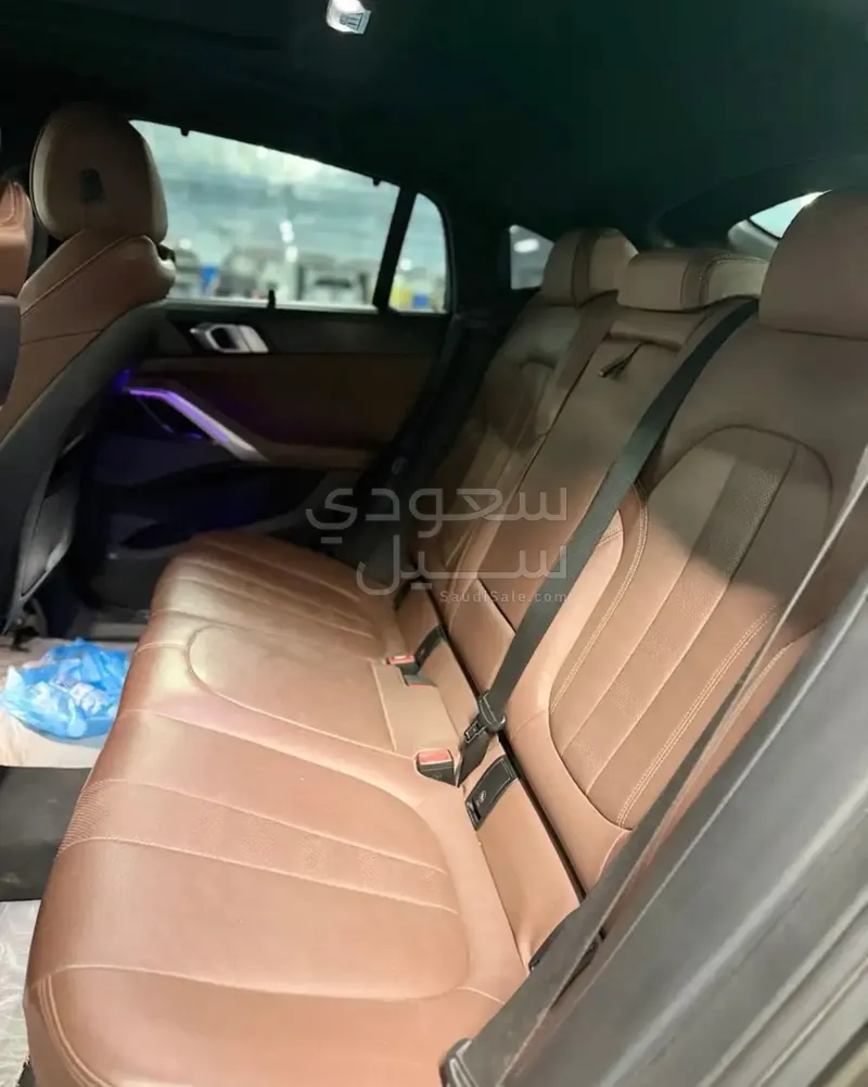 2020 بي ام دبليو الفئة اكس 6