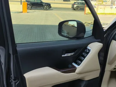 2022 تويوتا لاند كروزر جي اكس ار