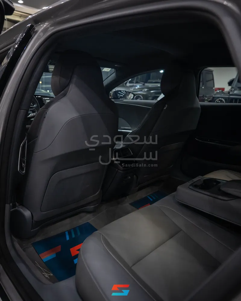 2024 لوسيد اير بيور