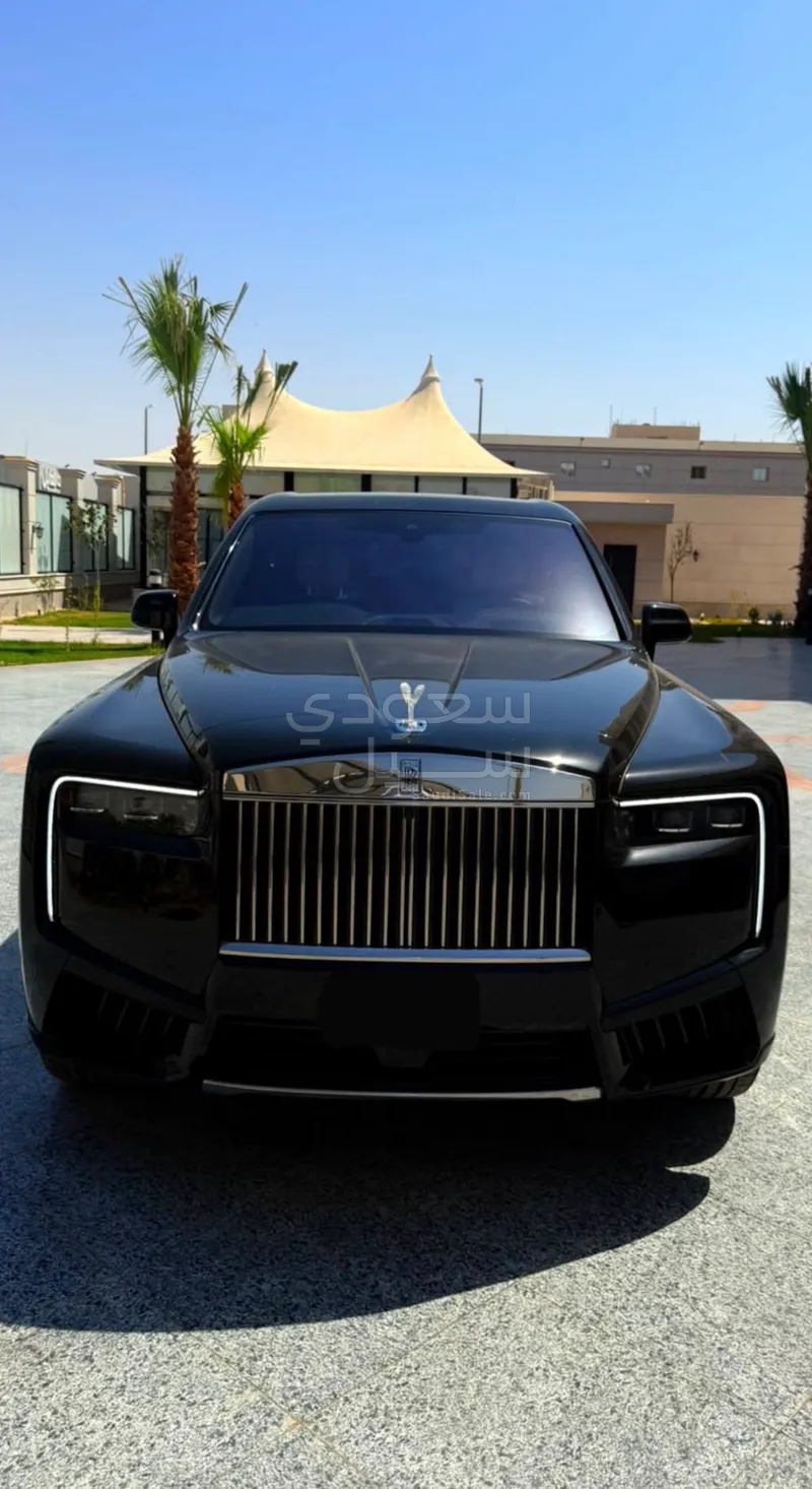 2026 رولز رويس كولينان سلفر بادج