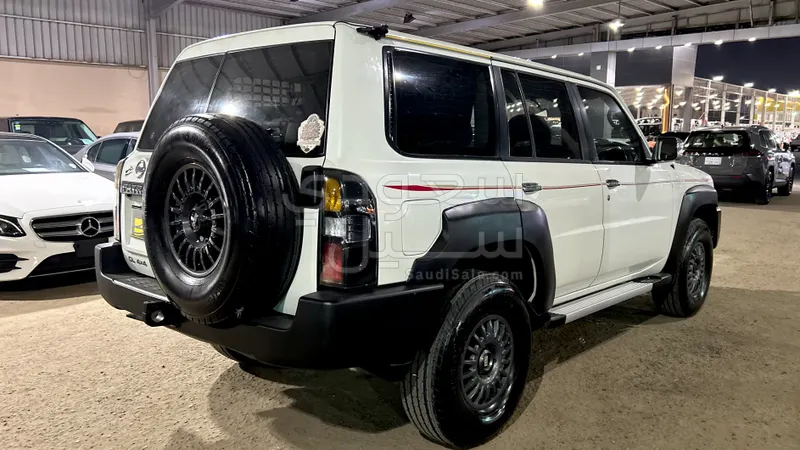 2009 نيسان باترول إس جي إل