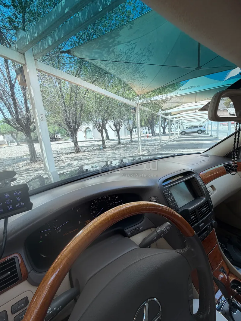 2005 لكزس إل إس 430