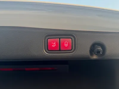 2021 مرسيدس - بنز إي 250
