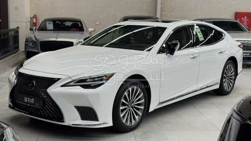 2026 لكزس إل إس 350