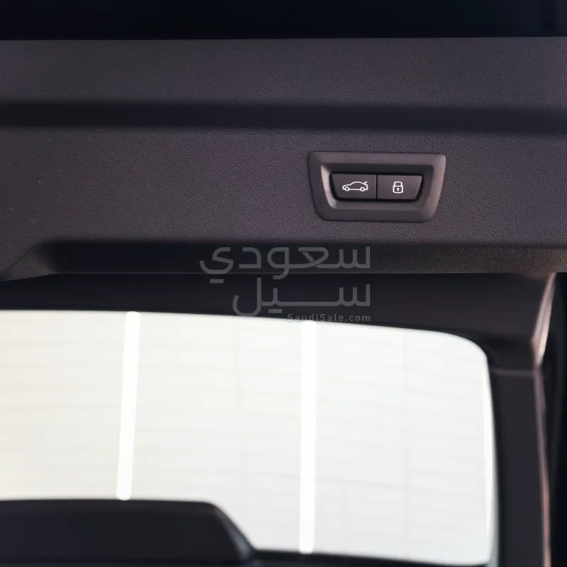 2027 بي ام دبليو الفئة اكس 2