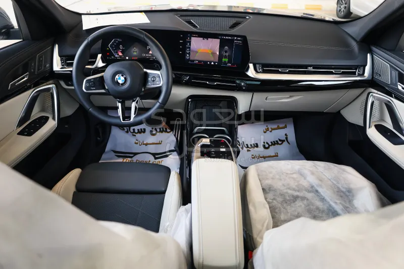 2027 بي ام دبليو الفئة اكس 2
