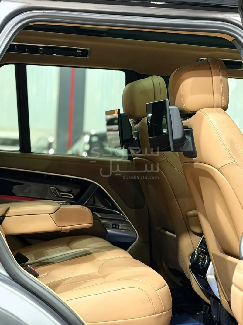 2023 لاند روفر رينج روفر اتش اس اي