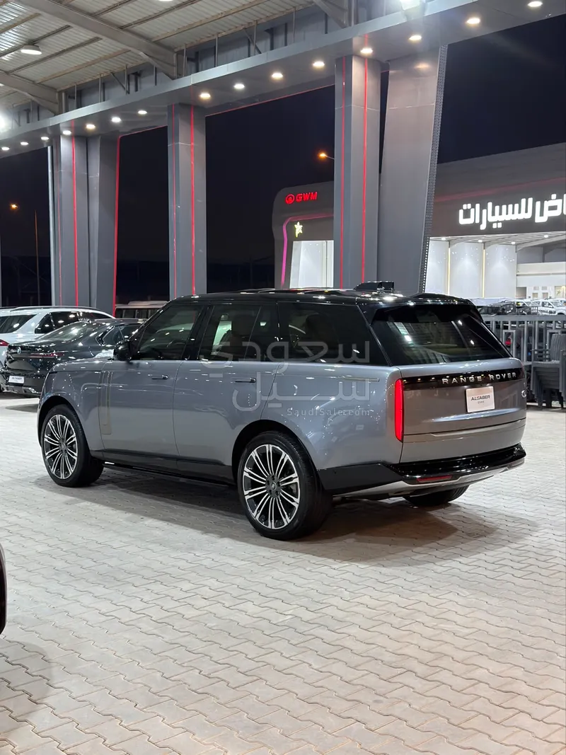 2023 لاند روفر رينج روفر اتش اس اي