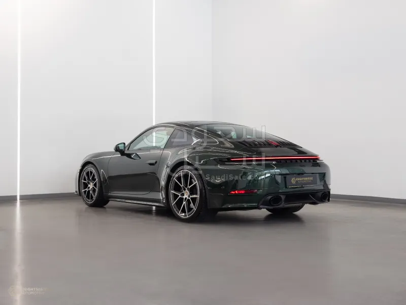 2026 بورش 911 كاريرا