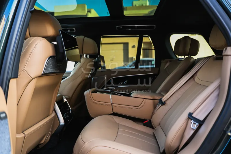 2026 لاند روفر رينج روفر اوتوبيوغرافي