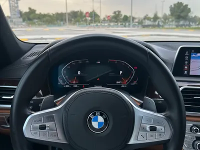 2020 بي ام دبليو الفئة السابعة 730 إل أي