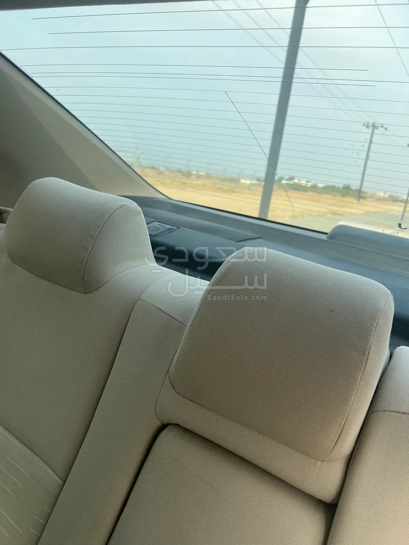 2017 تويوتا كامري جي ال