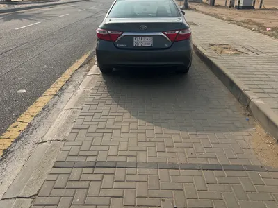 2017 تويوتا كامري جي ال