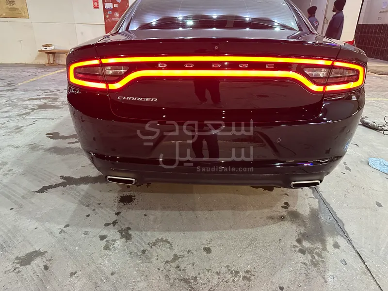 2019 دودج تشارجر اس اكس تي