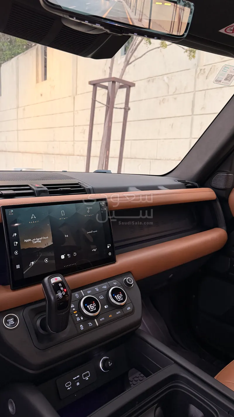 2023 لاند روفر ديفيندر V8 P525 ادشن