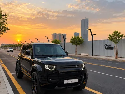 2023 لاند روفر ديفيندر V8 P525 ادشن