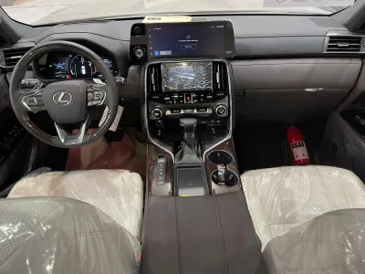 2026 لكزس إل إكس 600 BB