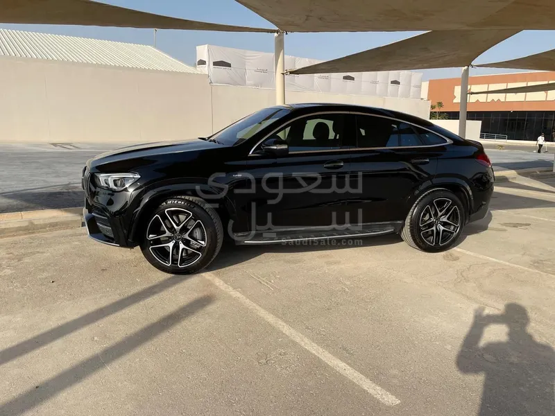 2021 مرسيدس - بنز جي إل إي 53 أي إم جي