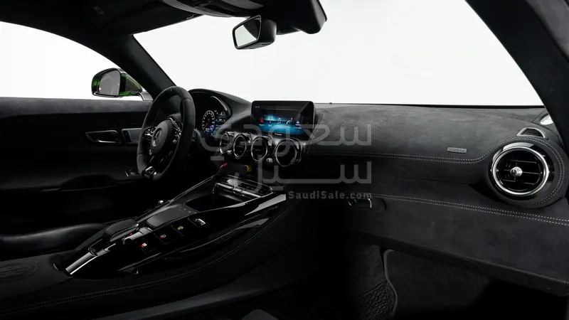 2021 مرسيدس - بنز جي تي بلاك سيريس