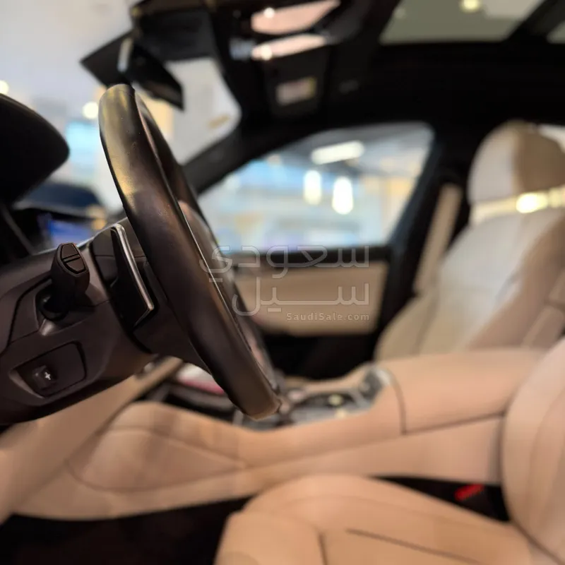 2023 بي ام دبليو الفئة اكس 6