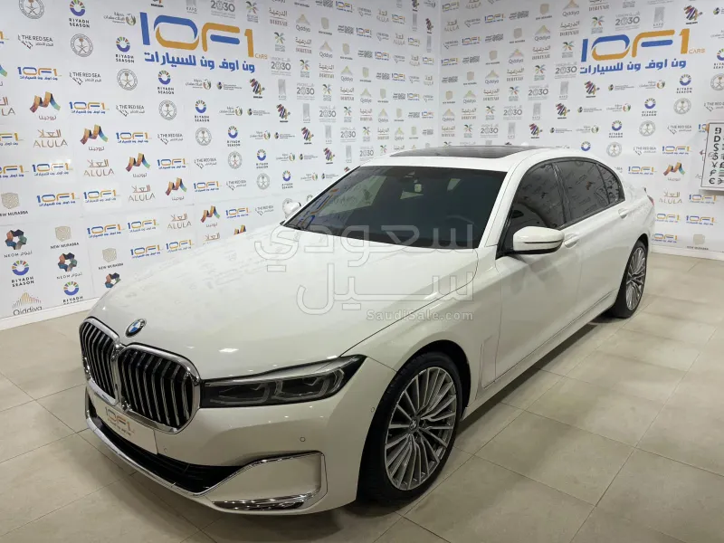 2020 بي ام دبليو الفئة السابعة 730 إل أي