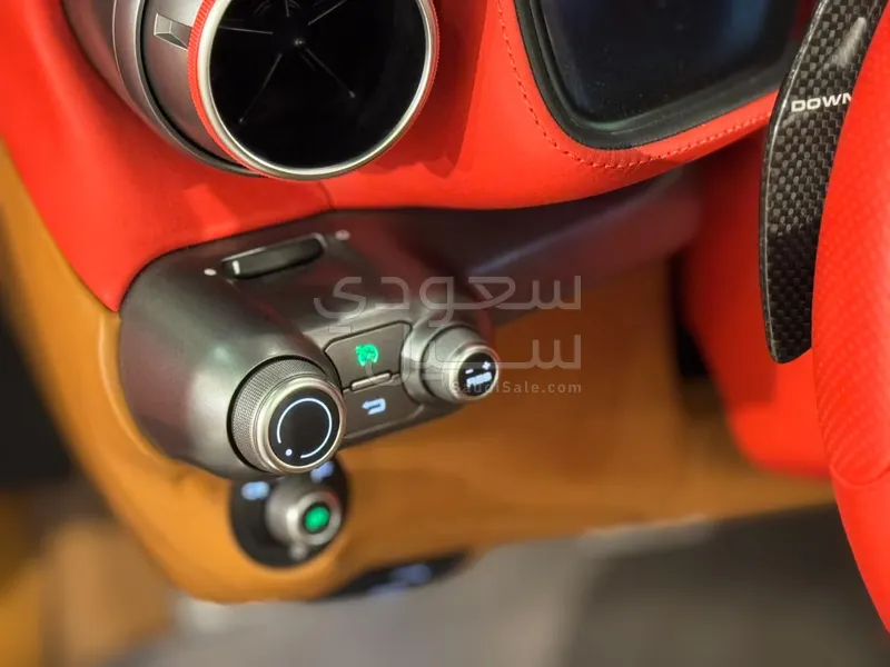 2021 فيراري 812 جي تي اس