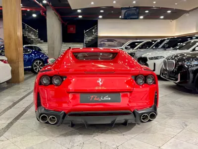 2021 فيراري 812 جي تي اس