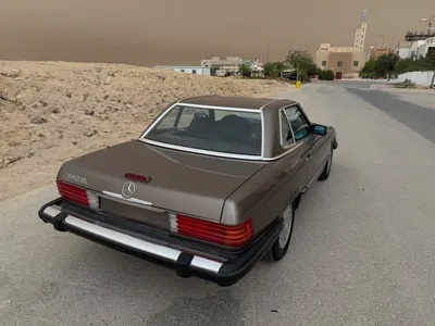 1988 مرسيدس - بنز إس إل 560