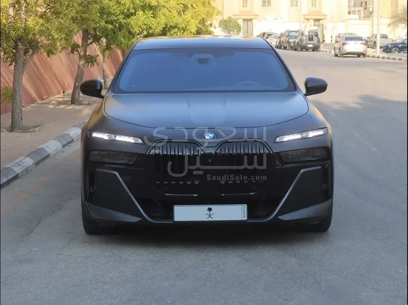 2024 بي ام دبليو الفئة السابعة 760أي