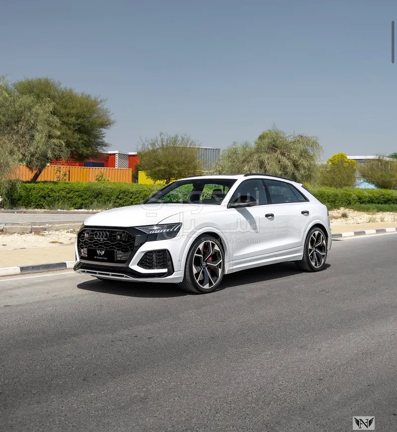 2023 اودي ار اس كيو 8