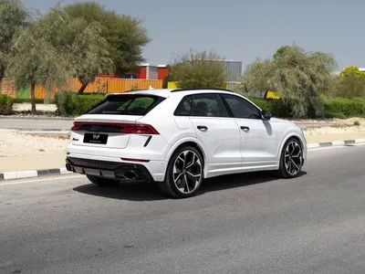 2023 اودي ار اس كيو 8