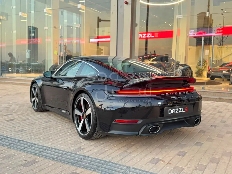 2026 بورش 911 كاريرا اس