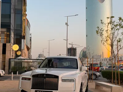 2025 رولز رويس كولينان بلاك بادج