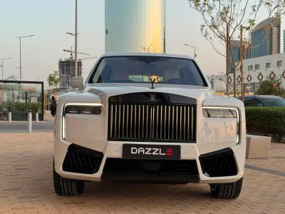 2025 رولز رويس كولينان بلاك بادج