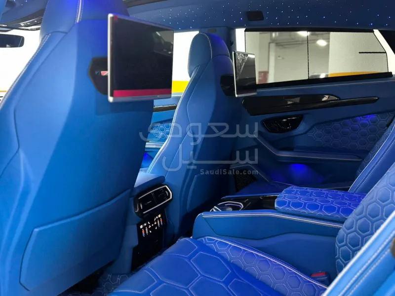 2021 لمبرجيني اوروس