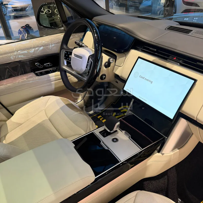 2026 لاند روفر رينج روفر اوتوبيوغرافي